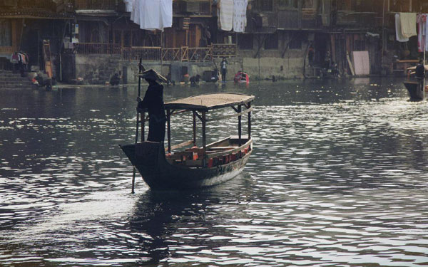 迷津摆渡人-民间故事